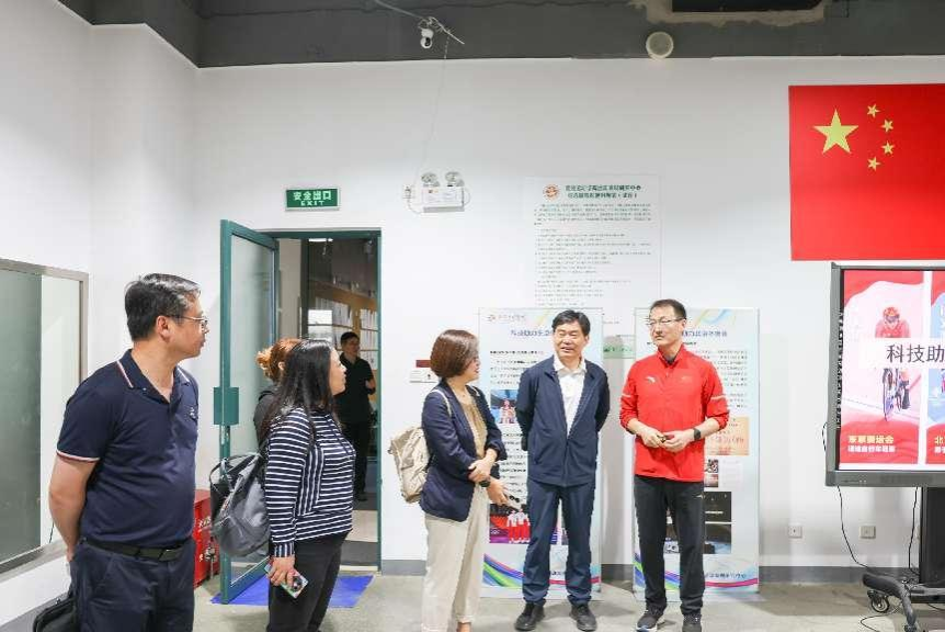 国家体育总局科教司赴上海体育大学调研